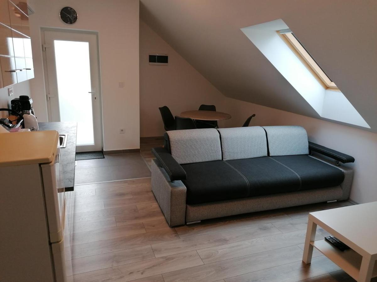 Mohacs Apartman Екстер'єр фото