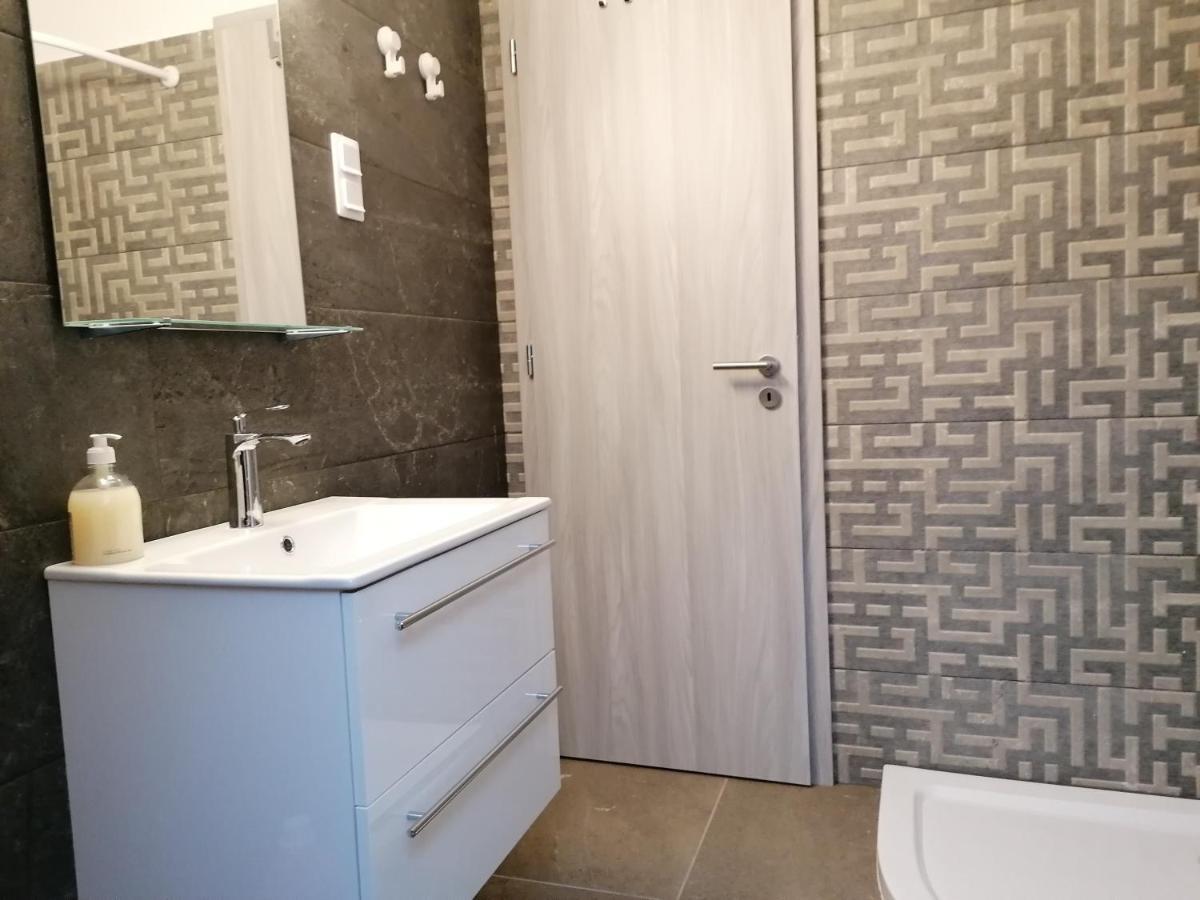 Mohacs Apartman Екстер'єр фото