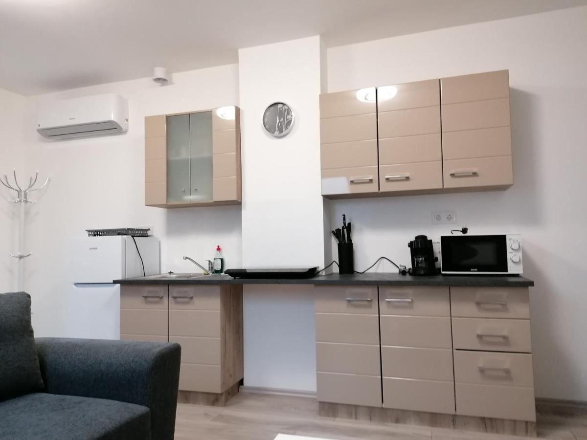 Mohacs Apartman Екстер'єр фото