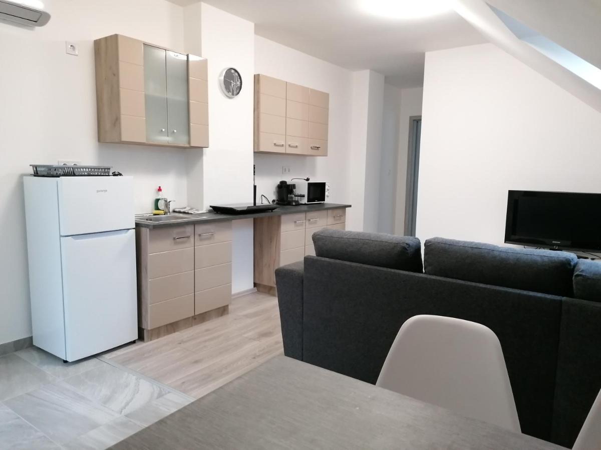 Mohacs Apartman Екстер'єр фото