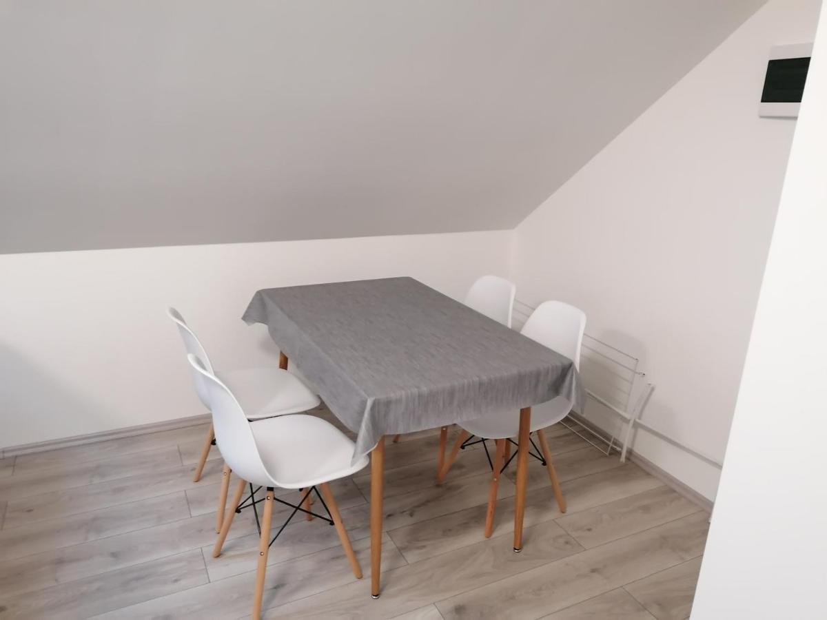 Mohacs Apartman Екстер'єр фото